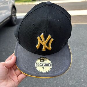 New York Yankees Fitted Hat